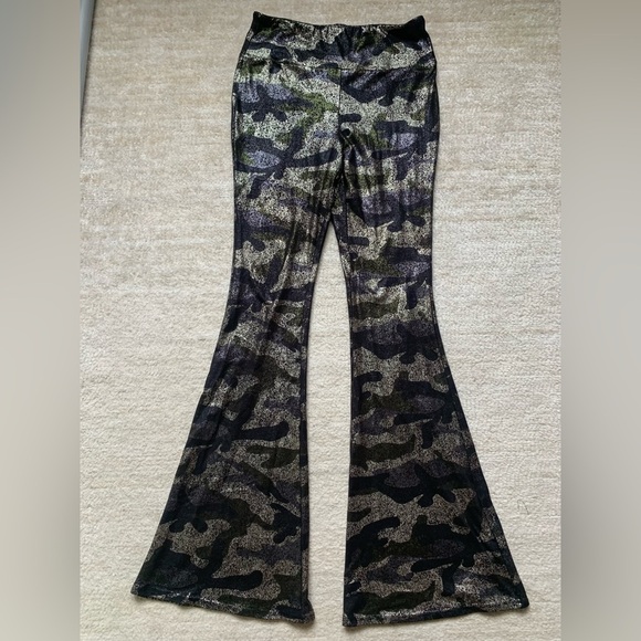 Flare Pants Size Small Glitter Camo Metallic Going Out Comfy Casual Bell Bottoms - Picture 1 of 11